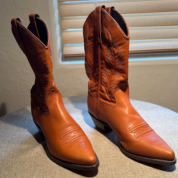 Capezio Shoes - Capezio Women’s Leather Western Ankle Boots Size 8 B Cognac Tan Pointed Toe